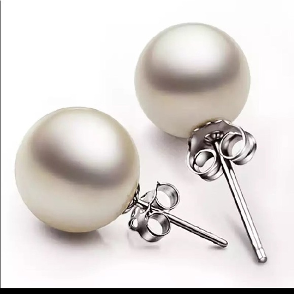 Jewelry - 4/$10 NWOT Earrings